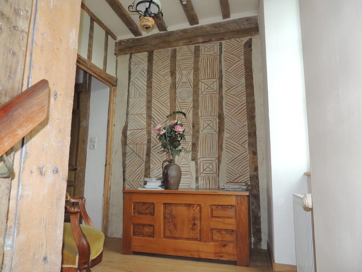 La Ferme Du Bourg Bed and Breakfast Eraines Buitenkant foto